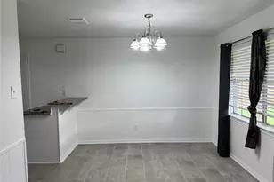 10415 Sageburrow Dr, Houston, TX 77089 - Photo 8