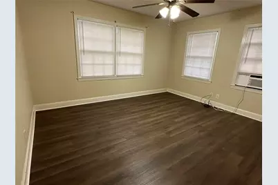 1016 S Booth Lane #B, Alvin, TX 77511 - Photo 6