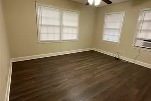1016 S Booth Ln, Alvin, TX 77511 - Photo 6