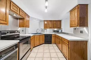 5200 Weslayan St, Houston, TX 77005 - Photo 8