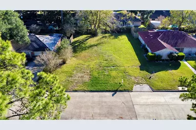 4908 Green Willow Lane, Dickinson, TX 77539 - Photo 2