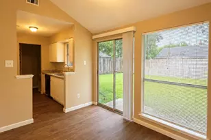 7310 Arista Dr, Houston, TX 77083 - Photo 4