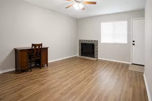 2521 Crosstimbers Dr, Huntsville, TX 77320 - Photo 10