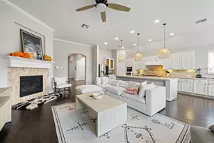 4519 Sterling Heights Ln, Sugar Land, TX 77479 - Photo 6