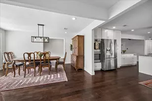 2702 Quincannon Ln, Houston, TX 77043 - Photo 4