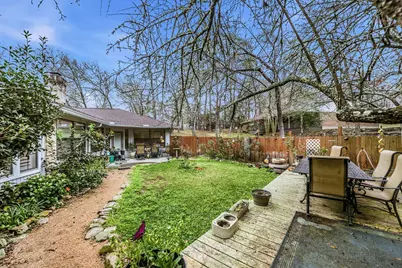 2004 E Lake Drive, Huntsville, TX 77340 - Photo 28