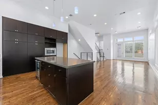 120 Pierce St, Houston, TX 77002 - Photo 14