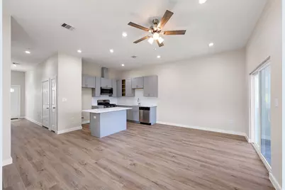 9409 Clinton Drive, Houston, TX 77029 - Photo 6