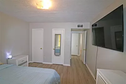 6305 Westward Street #1, Houston, TX 77081 - Photo 6