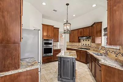 12439 Rutgers Park Court, Houston, TX 77058 - Photo 8