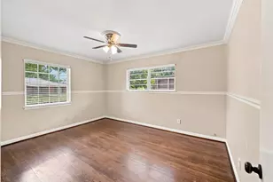 3731 Latma Dr, Houston, TX 77025 - Photo 12
