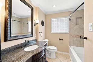 3731 Latma Dr, Houston, TX 77025 - Photo 14