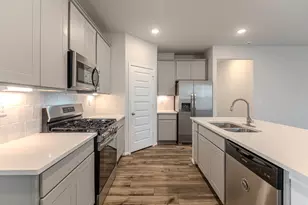 100 Ashe Juniper Wy, Magnolia, TX 77354 - Photo 8