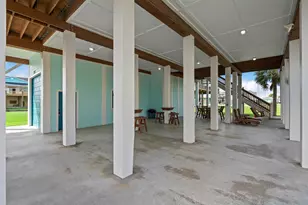 946 Raymond, Port Bolivar, TX 77650 - Photo 4