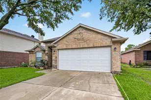 10027 Encino Cove Ct, Houston, TX 77064 - Photo 4