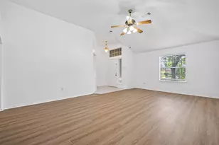 10027 Encino Cove Ct, Houston, TX 77064 - Photo 10