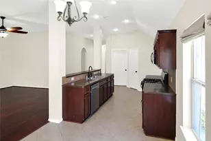 26920 Carriage Manor Ln, Kingwood, TX 77339 - Photo 18