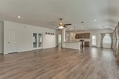 211 Garnett Street, Magnolia, TX 77354 - Photo 12