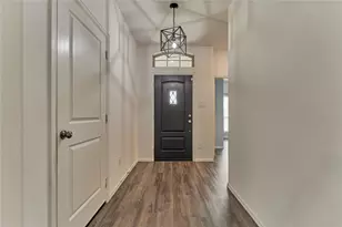 211 Garnett St, Magnolia, TX 77354 - Photo 6
