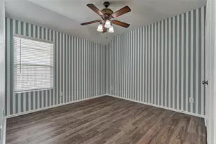 211 Garnett St, Magnolia, TX 77354 - Photo 28
