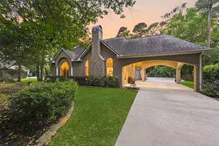 31403 Helen Ln, Tomball, TX 77375 - Photo 2