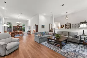 31403 Helen Ln, Tomball, TX 77375 - Photo 6