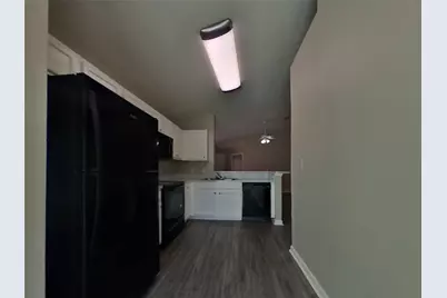 3131 Kelling Street, Houston, TX 77045 - Photo 8