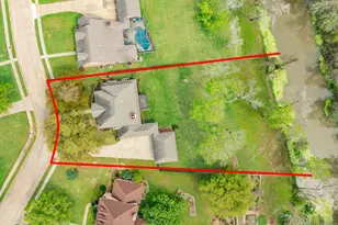 95 Rosewood St, Lake Jackson, TX 77566 - Photo 6