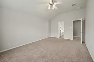 10235 Mills Run Dr, Houston, TX 77070 - Photo 12