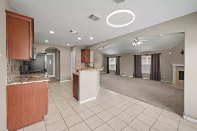 10235 Mills Run Drive, Houston, TX 77070 - Photo 8