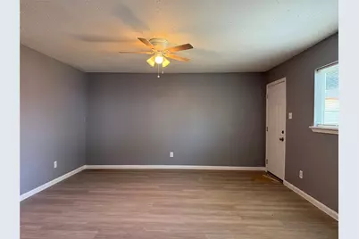 8010 Roswell Street #3, Houston, TX 77022 - Photo 2