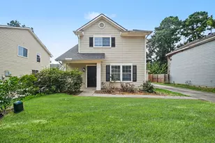 431 Laurel Timbers Dr, Houston, TX 77339 - Photo 1