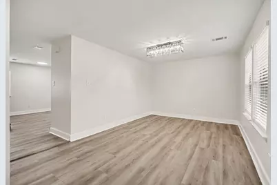 431 Laurel Timbers Drive, Houston, TX 77339 - Photo 4