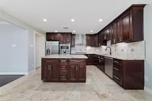 3815 April Ln, Houston, TX 77092 - Photo 8