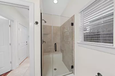 1717 Francis Street, Houston, TX 77004 - Photo 6