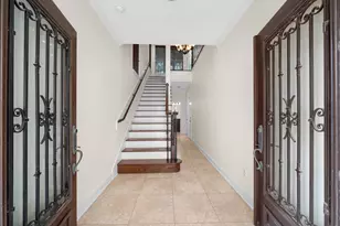 1717 Francis St, Houston, TX 77004 - Photo 2