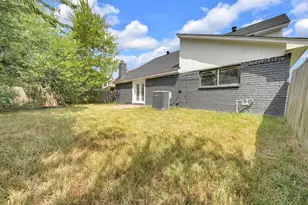 3058 Hazy Park Dr Dr, Houston, TX 77082 - Photo 2