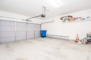 3715 Main Plaza Dr, Houston, TX 77025 - Photo 32