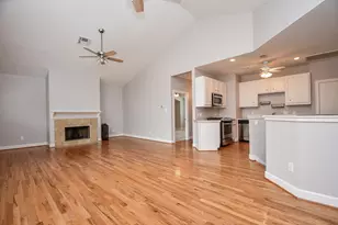 3715 Main Plaza Dr, Houston, TX 77025 - Photo 6
