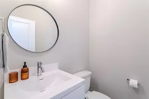 8124 Esther Acres Ln, Houston, TX 77088 - Photo 6
