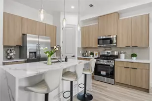 6817 Conley St, Houston, TX 77021 - Photo 4