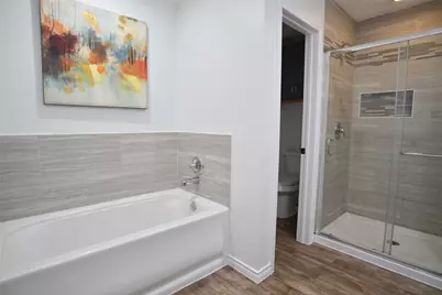 4634 Stonemede Drive, Friendswood, TX 77546 - Photo 16