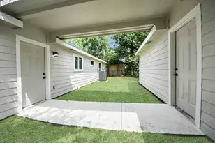 4802 Alvin St, Houston, TX 77033 - Photo 6