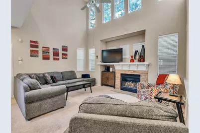 83 Scarlet Woods Court #83, The Woodlands, TX 77380 - Photo 4