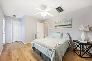 4113 Blossom St, Houston, TX 77007 - Photo 10