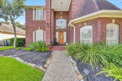 402 Lakeside Boulevard, Sugar Land, TX 77478 - Photo 2