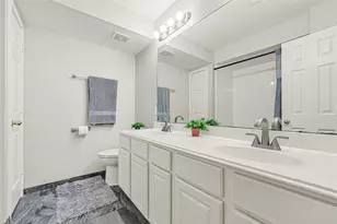 12911 Chalfield Cir, Houston, TX 77044 - Photo 26