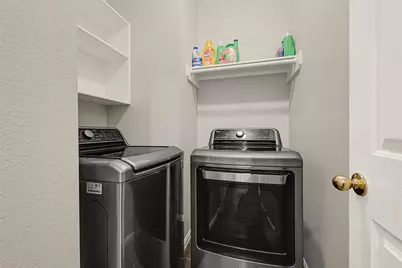 12911 Chalfield Circle, Houston, TX 77044 - Photo 18