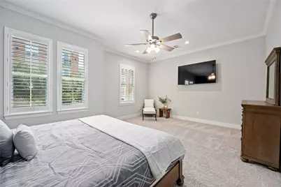 1324 W Pierce St, Houston, TX 77019 - Photo 1