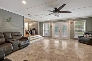 110 N Grace St, Crockett, TX 75835 - Photo 18